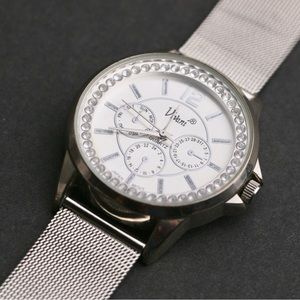 Vintage Men Large Face Wristwatch